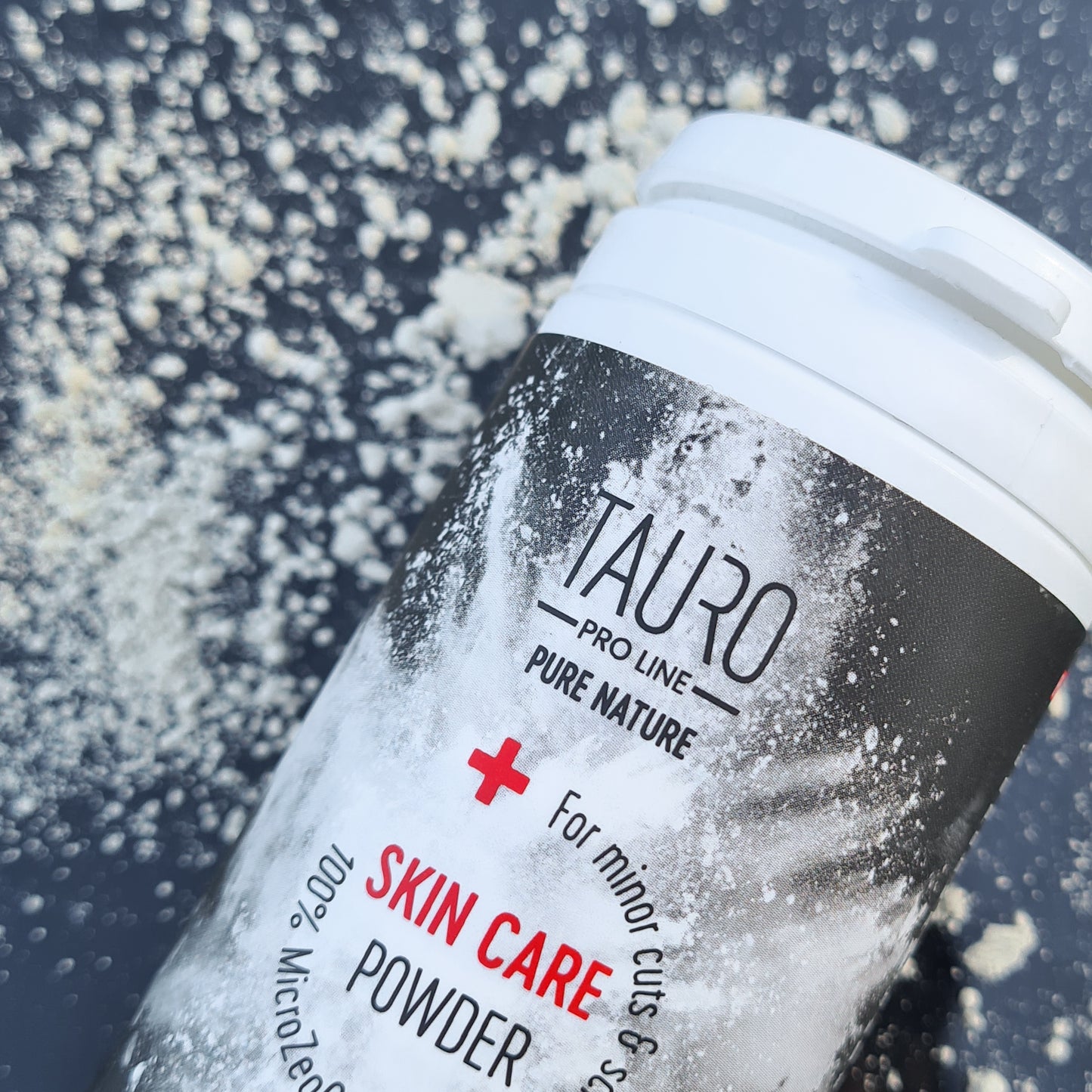 Tauro Pro Line Pure Nature pet skin care powder for minor cuts and scratches