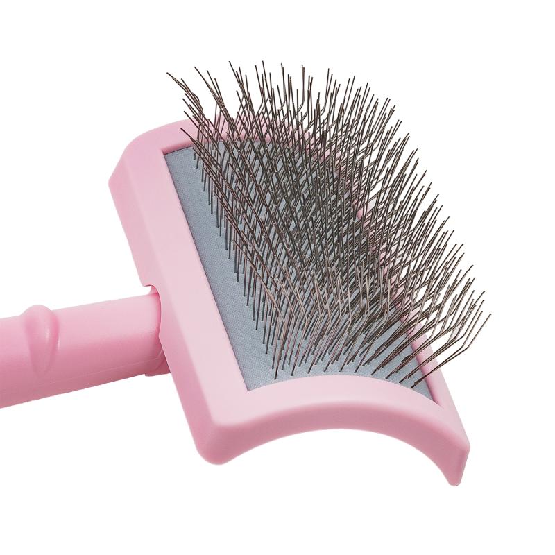 Curved Slicker Brush – Soft Cushion, Gentle Detangling & Fluffy Coat Finish